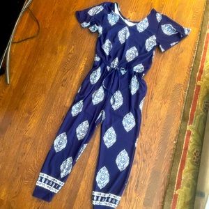 EUC Lularoe Xoe Jumper